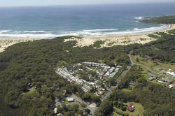 Middle Rock Holiday Resort & Cabins