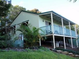 Curramore Country Cabins and Maleny Cabins